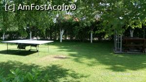 [P34] Masa de ping pong și altă masă ascunsă printre pomi.  » foto by Aurici
 - 
<span class="allrVoted glyphicon glyphicon-heart hidden" id="av1025854"></span>
<a class="m-l-10 hidden" id="sv1025854" onclick="voting_Foto_DelVot(,1025854,24522)" role="button">șterge vot <span class="glyphicon glyphicon-remove"></span></a>
<a id="v91025854" class=" c-red"  onclick="voting_Foto_SetVot(1025854)" role="button"><span class="glyphicon glyphicon-heart-empty"></span> <b>LIKE</b> = Votează poza</a> <img class="hidden"  id="f1025854W9" src="/imagini/loader.gif" border="0" /><span class="AjErrMes hidden" id="e1025854ErM"></span>