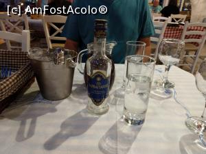 [P21] Irodion, sticla de ouzo.  » foto by maryka
 - 
<span class="allrVoted glyphicon glyphicon-heart hidden" id="av1054165"></span>
<a class="m-l-10 hidden" id="sv1054165" onclick="voting_Foto_DelVot(,1054165,24538)" role="button">șterge vot <span class="glyphicon glyphicon-remove"></span></a>
<a id="v91054165" class=" c-red"  onclick="voting_Foto_SetVot(1054165)" role="button"><span class="glyphicon glyphicon-heart-empty"></span> <b>LIKE</b> = Votează poza</a> <img class="hidden"  id="f1054165W9" src="/imagini/loader.gif" border="0" /><span class="AjErrMes hidden" id="e1054165ErM"></span>