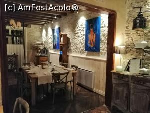 [P09] Restaurant Toille a beurre » foto by dognean
 - 
<span class="allrVoted glyphicon glyphicon-heart hidden" id="av1026924"></span>
<a class="m-l-10 hidden" id="sv1026924" onclick="voting_Foto_DelVot(,1026924,24540)" role="button">șterge vot <span class="glyphicon glyphicon-remove"></span></a>
<a id="v91026924" class=" c-red"  onclick="voting_Foto_SetVot(1026924)" role="button"><span class="glyphicon glyphicon-heart-empty"></span> <b>LIKE</b> = Votează poza</a> <img class="hidden"  id="f1026924W9" src="/imagini/loader.gif" border="0" /><span class="AjErrMes hidden" id="e1026924ErM"></span>