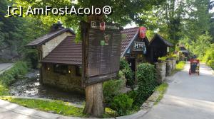 [P05] Acces către Restaurantul Petro. Sunt cam 2-300 de m din șoseaua principală.  » foto by Aurici
 - 
<span class="allrVoted glyphicon glyphicon-heart hidden" id="av1027399"></span>
<a class="m-l-10 hidden" id="sv1027399" onclick="voting_Foto_DelVot(,1027399,24542)" role="button">șterge vot <span class="glyphicon glyphicon-remove"></span></a>
<a id="v91027399" class=" c-red"  onclick="voting_Foto_SetVot(1027399)" role="button"><span class="glyphicon glyphicon-heart-empty"></span> <b>LIKE</b> = Votează poza</a> <img class="hidden"  id="f1027399W9" src="/imagini/loader.gif" border="0" /><span class="AjErrMes hidden" id="e1027399ErM"></span>