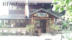 [P07] Restaurantul Petro din Rastoke în soarele amiezii.  » foto by Aurici
 - 
<span class="allrVoted glyphicon glyphicon-heart hidden" id="av1027401"></span>
<a class="m-l-10 hidden" id="sv1027401" onclick="voting_Foto_DelVot(,1027401,24542)" role="button">șterge vot <span class="glyphicon glyphicon-remove"></span></a>
<a id="v91027401" class=" c-red"  onclick="voting_Foto_SetVot(1027401)" role="button"><span class="glyphicon glyphicon-heart-empty"></span> <b>LIKE</b> = Votează poza</a> <img class="hidden"  id="f1027401W9" src="/imagini/loader.gif" border="0" /><span class="AjErrMes hidden" id="e1027401ErM"></span>