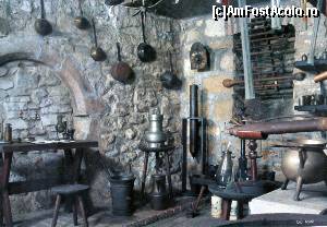 [P10] Laboratorul farmaciei aflat la subsolul clădirii (imagine scanată din broșură).  » foto by tata123 🔱
 - 
<span class="allrVoted glyphicon glyphicon-heart hidden" id="av591120"></span>
<a class="m-l-10 hidden" id="sv591120" onclick="voting_Foto_DelVot(,591120,24587)" role="button">șterge vot <span class="glyphicon glyphicon-remove"></span></a>
<a id="v9591120" class=" c-red"  onclick="voting_Foto_SetVot(591120)" role="button"><span class="glyphicon glyphicon-heart-empty"></span> <b>LIKE</b> = Votează poza</a> <img class="hidden"  id="f591120W9" src="/imagini/loader.gif" border="0" /><span class="AjErrMes hidden" id="e591120ErM"></span>