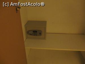 [P32]  -- <small>// FĂRĂ DESCRIERE</small> » foto by elviramvio
 - 
<span class="allrVoted glyphicon glyphicon-heart hidden" id="av1031109"></span>
<a class="m-l-10 hidden" id="sv1031109" onclick="voting_Foto_DelVot(,1031109,24588)" role="button">șterge vot <span class="glyphicon glyphicon-remove"></span></a>
<a id="v91031109" class=" c-red"  onclick="voting_Foto_SetVot(1031109)" role="button"><span class="glyphicon glyphicon-heart-empty"></span> <b>LIKE</b> = Votează poza</a> <img class="hidden"  id="f1031109W9" src="/imagini/loader.gif" border="0" /><span class="AjErrMes hidden" id="e1031109ErM"></span>