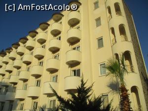 [P04] Fiecare cameră cu balcon propriu.  » foto by elviramvio
 - 
<span class="allrVoted glyphicon glyphicon-heart hidden" id="av1031081"></span>
<a class="m-l-10 hidden" id="sv1031081" onclick="voting_Foto_DelVot(,1031081,24588)" role="button">șterge vot <span class="glyphicon glyphicon-remove"></span></a>
<a id="v91031081" class=" c-red"  onclick="voting_Foto_SetVot(1031081)" role="button"><span class="glyphicon glyphicon-heart-empty"></span> <b>LIKE</b> = Votează poza</a> <img class="hidden"  id="f1031081W9" src="/imagini/loader.gif" border="0" /><span class="AjErrMes hidden" id="e1031081ErM"></span>