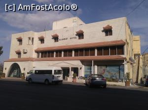 [P01] 1. Așa arată hotelul la stradă.  » foto by msnd
 - 
<span class="allrVoted glyphicon glyphicon-heart hidden" id="av1032794"></span>
<a class="m-l-10 hidden" id="sv1032794" onclick="voting_Foto_DelVot(,1032794,24601)" role="button">șterge vot <span class="glyphicon glyphicon-remove"></span></a>
<a id="v91032794" class=" c-red"  onclick="voting_Foto_SetVot(1032794)" role="button"><span class="glyphicon glyphicon-heart-empty"></span> <b>LIKE</b> = Votează poza</a> <img class="hidden"  id="f1032794W9" src="/imagini/loader.gif" border="0" /><span class="AjErrMes hidden" id="e1032794ErM"></span>