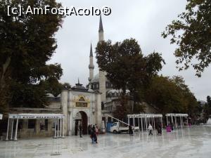 [P47] Moscheea Eyüp » foto by irinad
 - 
<span class="allrVoted glyphicon glyphicon-heart hidden" id="av715599"></span>
<a class="m-l-10 hidden" id="sv715599" onclick="voting_Foto_DelVot(,715599,24606)" role="button">șterge vot <span class="glyphicon glyphicon-remove"></span></a>
<a id="v9715599" class=" c-red"  onclick="voting_Foto_SetVot(715599)" role="button"><span class="glyphicon glyphicon-heart-empty"></span> <b>LIKE</b> = Votează poza</a> <img class="hidden"  id="f715599W9" src="/imagini/loader.gif" border="0" /><span class="AjErrMes hidden" id="e715599ErM"></span>