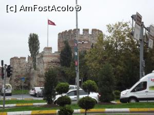 [P50] Ziduri teodosiene lângă Balat » foto by irinad
 - 
<span class="allrVoted glyphicon glyphicon-heart hidden" id="av715602"></span>
<a class="m-l-10 hidden" id="sv715602" onclick="voting_Foto_DelVot(,715602,24606)" role="button">șterge vot <span class="glyphicon glyphicon-remove"></span></a>
<a id="v9715602" class=" c-red"  onclick="voting_Foto_SetVot(715602)" role="button"><span class="glyphicon glyphicon-heart-empty"></span> <b>LIKE</b> = Votează poza</a> <img class="hidden"  id="f715602W9" src="/imagini/loader.gif" border="0" /><span class="AjErrMes hidden" id="e715602ErM"></span>