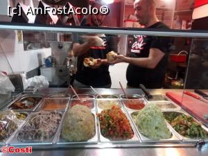[P10] Falafel Avshi, un local street food din Eilat » foto by Costi
 - 
<span class="allrVoted glyphicon glyphicon-heart hidden" id="av1147633"></span>
<a class="m-l-10 hidden" id="sv1147633" onclick="voting_Foto_DelVot(,1147633,24635)" role="button">șterge vot <span class="glyphicon glyphicon-remove"></span></a>
<a id="v91147633" class=" c-red"  onclick="voting_Foto_SetVot(1147633)" role="button"><span class="glyphicon glyphicon-heart-empty"></span> <b>LIKE</b> = Votează poza</a> <img class="hidden"  id="f1147633W9" src="/imagini/loader.gif" border="0" /><span class="AjErrMes hidden" id="e1147633ErM"></span>