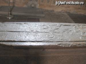 [P11] Piatra tombală a mormântului cercetat » foto by Michi
 - 
<span class="allrVoted glyphicon glyphicon-heart hidden" id="av573025"></span>
<a class="m-l-10 hidden" id="sv573025" onclick="voting_Foto_DelVot(,573025,24639)" role="button">șterge vot <span class="glyphicon glyphicon-remove"></span></a>
<a id="v9573025" class=" c-red"  onclick="voting_Foto_SetVot(573025)" role="button"><span class="glyphicon glyphicon-heart-empty"></span> <b>LIKE</b> = Votează poza</a> <img class="hidden"  id="f573025W9" src="/imagini/loader.gif" border="0" /><span class="AjErrMes hidden" id="e573025ErM"></span>