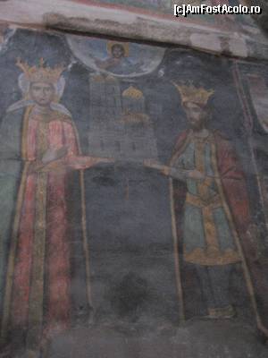 [P16] Tabloul votiv cu Vlaicu Vodă şi soţia » foto by Michi
 - 
<span class="allrVoted glyphicon glyphicon-heart hidden" id="av573030"></span>
<a class="m-l-10 hidden" id="sv573030" onclick="voting_Foto_DelVot(,573030,24639)" role="button">șterge vot <span class="glyphicon glyphicon-remove"></span></a>
<a id="v9573030" class=" c-red"  onclick="voting_Foto_SetVot(573030)" role="button"><span class="glyphicon glyphicon-heart-empty"></span> <b>LIKE</b> = Votează poza</a> <img class="hidden"  id="f573030W9" src="/imagini/loader.gif" border="0" /><span class="AjErrMes hidden" id="e573030ErM"></span>