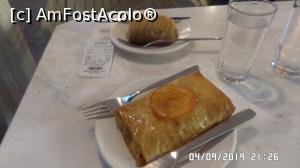 [P10] Patiseria Katsaros, Leptokaria » foto by ungureanica
 - 
<span class="allrVoted glyphicon glyphicon-heart hidden" id="av1132190"></span>
<a class="m-l-10 hidden" id="sv1132190" onclick="voting_Foto_DelVot(,1132190,24650)" role="button">șterge vot <span class="glyphicon glyphicon-remove"></span></a>
<a id="v91132190" class=" c-red"  onclick="voting_Foto_SetVot(1132190)" role="button"><span class="glyphicon glyphicon-heart-empty"></span> <b>LIKE</b> = Votează poza</a> <img class="hidden"  id="f1132190W9" src="/imagini/loader.gif" border="0" /><span class="AjErrMes hidden" id="e1132190ErM"></span>