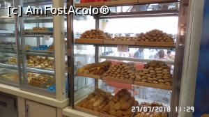 [P05] Patiseria Katsaros, Leptokaria » foto by ungureanica
 - 
<span class="allrVoted glyphicon glyphicon-heart hidden" id="av1132185"></span>
<a class="m-l-10 hidden" id="sv1132185" onclick="voting_Foto_DelVot(,1132185,24650)" role="button">șterge vot <span class="glyphicon glyphicon-remove"></span></a>
<a id="v91132185" class=" c-red"  onclick="voting_Foto_SetVot(1132185)" role="button"><span class="glyphicon glyphicon-heart-empty"></span> <b>LIKE</b> = Votează poza</a> <img class="hidden"  id="f1132185W9" src="/imagini/loader.gif" border="0" /><span class="AjErrMes hidden" id="e1132185ErM"></span>