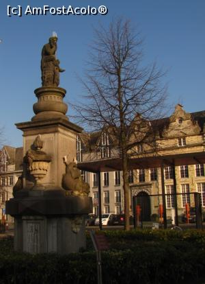[P31] Statuia lui Neptun » foto by Radu Tudoran
 - 
<span class="allrVoted glyphicon glyphicon-heart hidden" id="av1037796"></span>
<a class="m-l-10 hidden" id="sv1037796" onclick="voting_Foto_DelVot(,1037796,24653)" role="button">șterge vot <span class="glyphicon glyphicon-remove"></span></a>
<a id="v91037796" class=" c-red"  onclick="voting_Foto_SetVot(1037796)" role="button"><span class="glyphicon glyphicon-heart-empty"></span> <b>LIKE</b> = Votează poza</a> <img class="hidden"  id="f1037796W9" src="/imagini/loader.gif" border="0" /><span class="AjErrMes hidden" id="e1037796ErM"></span>