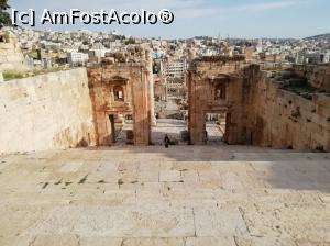 [P14] Jerash - monumente romane » foto by Marius 72
 - 
<span class="allrVoted glyphicon glyphicon-heart hidden" id="av1150962"></span>
<a class="m-l-10 hidden" id="sv1150962" onclick="voting_Foto_DelVot(,1150962,24654)" role="button">șterge vot <span class="glyphicon glyphicon-remove"></span></a>
<a id="v91150962" class=" c-red"  onclick="voting_Foto_SetVot(1150962)" role="button"><span class="glyphicon glyphicon-heart-empty"></span> <b>LIKE</b> = Votează poza</a> <img class="hidden"  id="f1150962W9" src="/imagini/loader.gif" border="0" /><span class="AjErrMes hidden" id="e1150962ErM"></span>