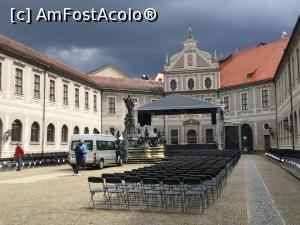 [P27] Teatrul Cuvilliés - Curtea interioara, si dupa cum se vede se apropie ploaia » foto by mishu
 - 
<span class="allrVoted glyphicon glyphicon-heart hidden" id="av1177157"></span>
<a class="m-l-10 hidden" id="sv1177157" onclick="voting_Foto_DelVot(,1177157,24660)" role="button">șterge vot <span class="glyphicon glyphicon-remove"></span></a>
<a id="v91177157" class=" c-red"  onclick="voting_Foto_SetVot(1177157)" role="button"><span class="glyphicon glyphicon-heart-empty"></span> <b>LIKE</b> = Votează poza</a> <img class="hidden"  id="f1177157W9" src="/imagini/loader.gif" border="0" /><span class="AjErrMes hidden" id="e1177157ErM"></span>
