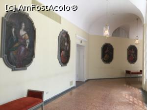 [P30] Teatrul Cuvilliés - un alt hol si tablouri pe pereti » foto by mishu
 - 
<span class="allrVoted glyphicon glyphicon-heart hidden" id="av1177160"></span>
<a class="m-l-10 hidden" id="sv1177160" onclick="voting_Foto_DelVot(,1177160,24660)" role="button">șterge vot <span class="glyphicon glyphicon-remove"></span></a>
<a id="v91177160" class=" c-red"  onclick="voting_Foto_SetVot(1177160)" role="button"><span class="glyphicon glyphicon-heart-empty"></span> <b>LIKE</b> = Votează poza</a> <img class="hidden"  id="f1177160W9" src="/imagini/loader.gif" border="0" /><span class="AjErrMes hidden" id="e1177160ErM"></span>