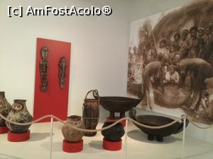 [P34] Muzeul 5 continente - Obiecte traditionale si poza celor ce le folosesc » foto by mishu
 - 
<span class="allrVoted glyphicon glyphicon-heart hidden" id="av1039615"></span>
<a class="m-l-10 hidden" id="sv1039615" onclick="voting_Foto_DelVot(,1039615,24660)" role="button">șterge vot <span class="glyphicon glyphicon-remove"></span></a>
<a id="v91039615" class=" c-red"  onclick="voting_Foto_SetVot(1039615)" role="button"><span class="glyphicon glyphicon-heart-empty"></span> <b>LIKE</b> = Votează poza</a> <img class="hidden"  id="f1039615W9" src="/imagini/loader.gif" border="0" /><span class="AjErrMes hidden" id="e1039615ErM"></span>