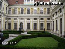 [P22] Una din curţile interioare de la Residenz » foto by Costi
 - 
<span class="allrVoted glyphicon glyphicon-heart hidden" id="av50541"></span>
<a class="m-l-10 hidden" id="sv50541" onclick="voting_Foto_DelVot(,50541,24660)" role="button">șterge vot <span class="glyphicon glyphicon-remove"></span></a>
<a id="v950541" class=" c-red"  onclick="voting_Foto_SetVot(50541)" role="button"><span class="glyphicon glyphicon-heart-empty"></span> <b>LIKE</b> = Votează poza</a> <img class="hidden"  id="f50541W9" src="/imagini/loader.gif" border="0" /><span class="AjErrMes hidden" id="e50541ErM"></span>