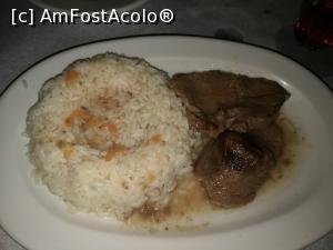 [P05] Taverna Polydoros - mâncărică de vițel cu pilaf » foto by crismis
 - 
<span class="allrVoted glyphicon glyphicon-heart hidden" id="av1039049"></span>
<a class="m-l-10 hidden" id="sv1039049" onclick="voting_Foto_DelVot(,1039049,24671)" role="button">șterge vot <span class="glyphicon glyphicon-remove"></span></a>
<a id="v91039049" class=" c-red"  onclick="voting_Foto_SetVot(1039049)" role="button"><span class="glyphicon glyphicon-heart-empty"></span> <b>LIKE</b> = Votează poza</a> <img class="hidden"  id="f1039049W9" src="/imagini/loader.gif" border="0" /><span class="AjErrMes hidden" id="e1039049ErM"></span>