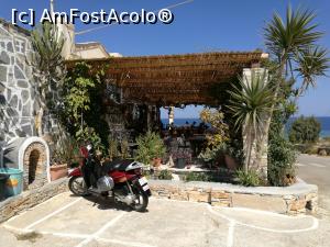 [P08] Taverna Alonistra, Psathi - intrarea dinspre parcare » foto by crismis
 - 
<span class="allrVoted glyphicon glyphicon-heart hidden" id="av1039053"></span>
<a class="m-l-10 hidden" id="sv1039053" onclick="voting_Foto_DelVot(,1039053,24671)" role="button">șterge vot <span class="glyphicon glyphicon-remove"></span></a>
<a id="v91039053" class=" c-red"  onclick="voting_Foto_SetVot(1039053)" role="button"><span class="glyphicon glyphicon-heart-empty"></span> <b>LIKE</b> = Votează poza</a> <img class="hidden"  id="f1039053W9" src="/imagini/loader.gif" border="0" /><span class="AjErrMes hidden" id="e1039053ErM"></span>