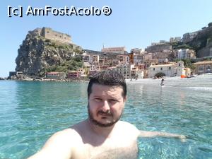 [P06] Baie in marea Tireniana, e aprilie dar nu e asa rece, cam 19 grade in apa si 23 afara.  » foto by ultrasro
 - 
<span class="allrVoted glyphicon glyphicon-heart hidden" id="av1039632"></span>
<a class="m-l-10 hidden" id="sv1039632" onclick="voting_Foto_DelVot(,1039632,24676)" role="button">șterge vot <span class="glyphicon glyphicon-remove"></span></a>
<a id="v91039632" class=" c-red"  onclick="voting_Foto_SetVot(1039632)" role="button"><span class="glyphicon glyphicon-heart-empty"></span> <b>LIKE</b> = Votează poza</a> <img class="hidden"  id="f1039632W9" src="/imagini/loader.gif" border="0" /><span class="AjErrMes hidden" id="e1039632ErM"></span>