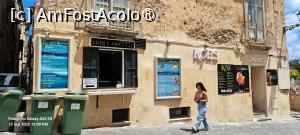 [P34] În fața chioșcului Koes » foto by irinad
 - 
<span class="allrVoted glyphicon glyphicon-heart hidden" id="av1523498"></span>
<a class="m-l-10 hidden" id="sv1523498" onclick="voting_Foto_DelVot(,1523498,24692)" role="button">șterge vot <span class="glyphicon glyphicon-remove"></span></a>
<a id="v91523498" class=" c-red"  onclick="voting_Foto_SetVot(1523498)" role="button"><span class="glyphicon glyphicon-heart-empty"></span> <b>LIKE</b> = Votează poza</a> <img class="hidden"  id="f1523498W9" src="/imagini/loader.gif" border="0" /><span class="AjErrMes hidden" id="e1523498ErM"></span>