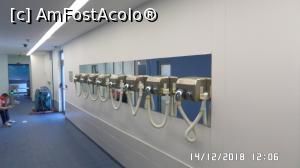 [P08] Termalum Spa, Timișoara. Zona cu uscătoarele de păr. În față intrarea la zona spa » foto by ungureanica
 - 
<span class="allrVoted glyphicon glyphicon-heart hidden" id="av1041453"></span>
<a class="m-l-10 hidden" id="sv1041453" onclick="voting_Foto_DelVot(,1041453,24698)" role="button">șterge vot <span class="glyphicon glyphicon-remove"></span></a>
<a id="v91041453" class=" c-red"  onclick="voting_Foto_SetVot(1041453)" role="button"><span class="glyphicon glyphicon-heart-empty"></span> <b>LIKE</b> = Votează poza</a> <img class="hidden"  id="f1041453W9" src="/imagini/loader.gif" border="0" /><span class="AjErrMes hidden" id="e1041453ErM"></span>