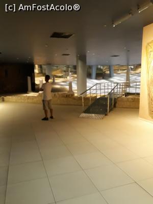 [P35] Bogdan invitat intr-o vila romana » foto by adrianbogdan
 - 
<span class="allrVoted glyphicon glyphicon-heart hidden" id="av1042189"></span>
<a class="m-l-10 hidden" id="sv1042189" onclick="voting_Foto_DelVot(,1042189,24713)" role="button">șterge vot <span class="glyphicon glyphicon-remove"></span></a>
<a id="v91042189" class=" c-red"  onclick="voting_Foto_SetVot(1042189)" role="button"><span class="glyphicon glyphicon-heart-empty"></span> <b>LIKE</b> = Votează poza</a> <img class="hidden"  id="f1042189W9" src="/imagini/loader.gif" border="0" /><span class="AjErrMes hidden" id="e1042189ErM"></span>