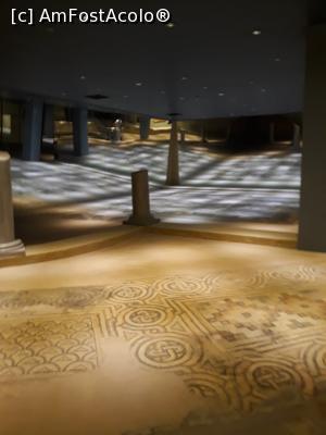 [P38] in fata mozaic in spate holograma » foto by adrianbogdan
 - 
<span class="allrVoted glyphicon glyphicon-heart hidden" id="av1042192"></span>
<a class="m-l-10 hidden" id="sv1042192" onclick="voting_Foto_DelVot(,1042192,24713)" role="button">șterge vot <span class="glyphicon glyphicon-remove"></span></a>
<a id="v91042192" class=" c-red"  onclick="voting_Foto_SetVot(1042192)" role="button"><span class="glyphicon glyphicon-heart-empty"></span> <b>LIKE</b> = Votează poza</a> <img class="hidden"  id="f1042192W9" src="/imagini/loader.gif" border="0" /><span class="AjErrMes hidden" id="e1042192ErM"></span>