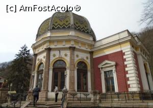 [P24] Gara din Herculane - superbă dar nerestaurată » foto by Carmen Ion
 - 
<span class="allrVoted glyphicon glyphicon-heart hidden" id="av1059464"></span>
<a class="m-l-10 hidden" id="sv1059464" onclick="voting_Foto_DelVot(,1059464,24725)" role="button">șterge vot <span class="glyphicon glyphicon-remove"></span></a>
<a id="v91059464" class=" c-red"  onclick="voting_Foto_SetVot(1059464)" role="button"><span class="glyphicon glyphicon-heart-empty"></span> <b>LIKE</b> = Votează poza</a> <img class="hidden"  id="f1059464W9" src="/imagini/loader.gif" border="0" /><span class="AjErrMes hidden" id="e1059464ErM"></span>