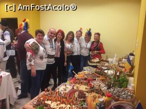 [P05] Alba Iulia 2018 - seara gastronomică - o parte din echipa București » foto by ANILU
 - 
<span class="allrVoted glyphicon glyphicon-heart hidden" id="av1061090"></span>
<a class="m-l-10 hidden" id="sv1061090" onclick="voting_Foto_DelVot(,1061090,24725)" role="button">șterge vot <span class="glyphicon glyphicon-remove"></span></a>
<a id="v91061090" class=" c-red"  onclick="voting_Foto_SetVot(1061090)" role="button"><span class="glyphicon glyphicon-heart-empty"></span> <b>LIKE</b> = Votează poza</a> <img class="hidden"  id="f1061090W9" src="/imagini/loader.gif" border="0" /><span class="AjErrMes hidden" id="e1061090ErM"></span>
