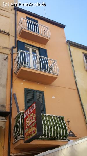[P03] Casetta Tropea... partea de sus a imaginii » foto by ultrasro
 - 
<span class="allrVoted glyphicon glyphicon-heart hidden" id="av1045964"></span>
<a class="m-l-10 hidden" id="sv1045964" onclick="voting_Foto_DelVot(,1045964,24750)" role="button">șterge vot <span class="glyphicon glyphicon-remove"></span></a>
<a id="v91045964" class=" c-red"  onclick="voting_Foto_SetVot(1045964)" role="button"><span class="glyphicon glyphicon-heart-empty"></span> <b>LIKE</b> = Votează poza</a> <img class="hidden"  id="f1045964W9" src="/imagini/loader.gif" border="0" /><span class="AjErrMes hidden" id="e1045964ErM"></span>