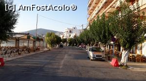 [P31] promenada spre port - stanga si dreapta taverne si baruri » foto by Eduard D
 - 
<span class="allrVoted glyphicon glyphicon-heart hidden" id="av1046045"></span>
<a class="m-l-10 hidden" id="sv1046045" onclick="voting_Foto_DelVot(,1046045,24753)" role="button">șterge vot <span class="glyphicon glyphicon-remove"></span></a>
<a id="v91046045" class=" c-red"  onclick="voting_Foto_SetVot(1046045)" role="button"><span class="glyphicon glyphicon-heart-empty"></span> <b>LIKE</b> = Votează poza</a> <img class="hidden"  id="f1046045W9" src="/imagini/loader.gif" border="0" /><span class="AjErrMes hidden" id="e1046045ErM"></span>