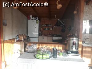 [P19] Terasa de pe acoperiș unde am luat micul dejun. Aici zona de bucătărie și măsuța cu cafea/ceai.  » foto by Aurici
 - 
<span class="allrVoted glyphicon glyphicon-heart hidden" id="av1048437"></span>
<a class="m-l-10 hidden" id="sv1048437" onclick="voting_Foto_DelVot(,1048437,24791)" role="button">șterge vot <span class="glyphicon glyphicon-remove"></span></a>
<a id="v91048437" class=" c-red"  onclick="voting_Foto_SetVot(1048437)" role="button"><span class="glyphicon glyphicon-heart-empty"></span> <b>LIKE</b> = Votează poza</a> <img class="hidden"  id="f1048437W9" src="/imagini/loader.gif" border="0" /><span class="AjErrMes hidden" id="e1048437ErM"></span>