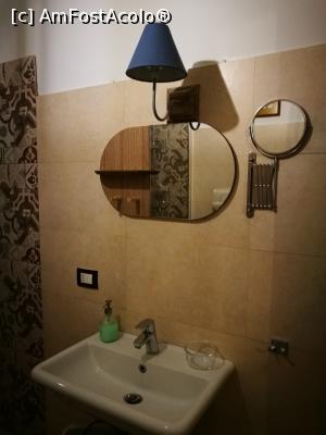 [P12] Chestii utile prin baie » foto by crismis
 - 
<span class="allrVoted glyphicon glyphicon-heart hidden" id="av1048666"></span>
<a class="m-l-10 hidden" id="sv1048666" onclick="voting_Foto_DelVot(,1048666,24794)" role="button">șterge vot <span class="glyphicon glyphicon-remove"></span></a>
<a id="v91048666" class=" c-red"  onclick="voting_Foto_SetVot(1048666)" role="button"><span class="glyphicon glyphicon-heart-empty"></span> <b>LIKE</b> = Votează poza</a> <img class="hidden"  id="f1048666W9" src="/imagini/loader.gif" border="0" /><span class="AjErrMes hidden" id="e1048666ErM"></span>