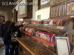 [P58] Cairo, Cartierul Copt, Biserica Suspendată, Relicvariile unor sfinți martiri » foto by mprofeanu
 - 
<span class="allrVoted glyphicon glyphicon-heart hidden" id="av1532117"></span>
<a class="m-l-10 hidden" id="sv1532117" onclick="voting_Foto_DelVot(,1532117,24800)" role="button">șterge vot <span class="glyphicon glyphicon-remove"></span></a>
<a id="v91532117" class=" c-red"  onclick="voting_Foto_SetVot(1532117)" role="button"><span class="glyphicon glyphicon-heart-empty"></span> <b>LIKE</b> = Votează poza</a> <img class="hidden"  id="f1532117W9" src="/imagini/loader.gif" border="0" /><span class="AjErrMes hidden" id="e1532117ErM"></span>