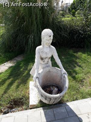 [P23] prin parc, cred ca un cos de gunoi » foto by adrianbogdan
 - 
<span class="allrVoted glyphicon glyphicon-heart hidden" id="av1050521"></span>
<a class="m-l-10 hidden" id="sv1050521" onclick="voting_Foto_DelVot(,1050521,24821)" role="button">șterge vot <span class="glyphicon glyphicon-remove"></span></a>
<a id="v91050521" class=" c-red"  onclick="voting_Foto_SetVot(1050521)" role="button"><span class="glyphicon glyphicon-heart-empty"></span> <b>LIKE</b> = Votează poza</a> <img class="hidden"  id="f1050521W9" src="/imagini/loader.gif" border="0" /><span class="AjErrMes hidden" id="e1050521ErM"></span>