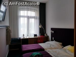[P07] Azimut Hotel Tulskaya Moscow - camera » foto by calator2000
 - 
<span class="allrVoted glyphicon glyphicon-heart hidden" id="av1053381"></span>
<a class="m-l-10 hidden" id="sv1053381" onclick="voting_Foto_DelVot(,1053381,24863)" role="button">șterge vot <span class="glyphicon glyphicon-remove"></span></a>
<a id="v91053381" class=" c-red"  onclick="voting_Foto_SetVot(1053381)" role="button"><span class="glyphicon glyphicon-heart-empty"></span> <b>LIKE</b> = Votează poza</a> <img class="hidden"  id="f1053381W9" src="/imagini/loader.gif" border="0" /><span class="AjErrMes hidden" id="e1053381ErM"></span>