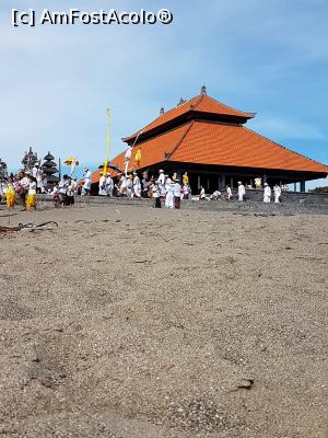 [P17] Canggu Beach: ceremonie pe plaja » foto by r-Uca
 - 
<span class="allrVoted glyphicon glyphicon-heart hidden" id="av1053674"></span>
<a class="m-l-10 hidden" id="sv1053674" onclick="voting_Foto_DelVot(,1053674,24873)" role="button">șterge vot <span class="glyphicon glyphicon-remove"></span></a>
<a id="v91053674" class=" c-red"  onclick="voting_Foto_SetVot(1053674)" role="button"><span class="glyphicon glyphicon-heart-empty"></span> <b>LIKE</b> = Votează poza</a> <img class="hidden"  id="f1053674W9" src="/imagini/loader.gif" border="0" /><span class="AjErrMes hidden" id="e1053674ErM"></span>