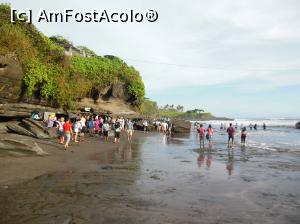 [P28] Tanah Lot: pestera sarpelui » foto by r-Uca
 - 
<span class="allrVoted glyphicon glyphicon-heart hidden" id="av1053687"></span>
<a class="m-l-10 hidden" id="sv1053687" onclick="voting_Foto_DelVot(,1053687,24873)" role="button">șterge vot <span class="glyphicon glyphicon-remove"></span></a>
<a id="v91053687" class=" c-red"  onclick="voting_Foto_SetVot(1053687)" role="button"><span class="glyphicon glyphicon-heart-empty"></span> <b>LIKE</b> = Votează poza</a> <img class="hidden"  id="f1053687W9" src="/imagini/loader.gif" border="0" /><span class="AjErrMes hidden" id="e1053687ErM"></span>