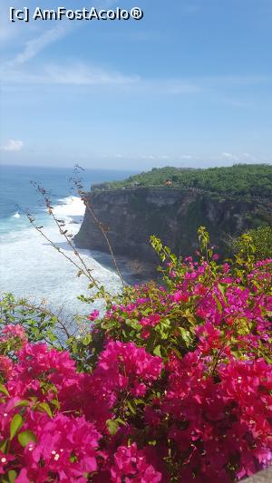 [P03] Uluwatu Temple » foto by r-Uca
 - 
<span class="allrVoted glyphicon glyphicon-heart hidden" id="av1053660"></span>
<a class="m-l-10 hidden" id="sv1053660" onclick="voting_Foto_DelVot(,1053660,24873)" role="button">șterge vot <span class="glyphicon glyphicon-remove"></span></a>
<a id="v91053660" class=" c-red"  onclick="voting_Foto_SetVot(1053660)" role="button"><span class="glyphicon glyphicon-heart-empty"></span> <b>LIKE</b> = Votează poza</a> <img class="hidden"  id="f1053660W9" src="/imagini/loader.gif" border="0" /><span class="AjErrMes hidden" id="e1053660ErM"></span>