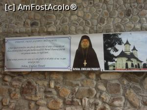 [P21] Mănăstirea Ciolpani - Buhuși. În gangul turnului de la intrare. » foto by iulianic
 - 
<span class="allrVoted glyphicon glyphicon-heart hidden" id="av1176351"></span>
<a class="m-l-10 hidden" id="sv1176351" onclick="voting_Foto_DelVot(,1176351,24883)" role="button">șterge vot <span class="glyphicon glyphicon-remove"></span></a>
<a id="v91176351" class=" c-red"  onclick="voting_Foto_SetVot(1176351)" role="button"><span class="glyphicon glyphicon-heart-empty"></span> <b>LIKE</b> = Votează poza</a> <img class="hidden"  id="f1176351W9" src="/imagini/loader.gif" border="0" /><span class="AjErrMes hidden" id="e1176351ErM"></span>