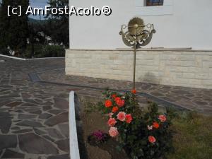 [P10] Mănăstirea Runc - Lângă biserica mare, toaca și multe flori. » foto by iulianic
 - 
<span class="allrVoted glyphicon glyphicon-heart hidden" id="av1177116"></span>
<a class="m-l-10 hidden" id="sv1177116" onclick="voting_Foto_DelVot(,1177116,24883)" role="button">șterge vot <span class="glyphicon glyphicon-remove"></span></a>
<a id="v91177116" class=" c-red"  onclick="voting_Foto_SetVot(1177116)" role="button"><span class="glyphicon glyphicon-heart-empty"></span> <b>LIKE</b> = Votează poza</a> <img class="hidden"  id="f1177116W9" src="/imagini/loader.gif" border="0" /><span class="AjErrMes hidden" id="e1177116ErM"></span>