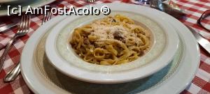[P07] Bologna, Trattoria da Romano, Taglierine, am pus și parmezan » foto by mprofeanu
 - 
<span class="allrVoted glyphicon glyphicon-heart hidden" id="av1346563"></span>
<a class="m-l-10 hidden" id="sv1346563" onclick="voting_Foto_DelVot(,1346563,24890)" role="button">șterge vot <span class="glyphicon glyphicon-remove"></span></a>
<a id="v91346563" class=" c-red"  onclick="voting_Foto_SetVot(1346563)" role="button"><span class="glyphicon glyphicon-heart-empty"></span> <b>LIKE</b> = Votează poza</a> <img class="hidden"  id="f1346563W9" src="/imagini/loader.gif" border="0" /><span class="AjErrMes hidden" id="e1346563ErM"></span>