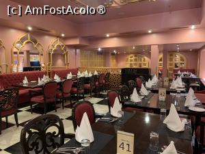 [P30] Clarks Shiraz Hotel ,restaurant » foto by AZE
 - 
<span class="allrVoted glyphicon glyphicon-heart hidden" id="av1425072"></span>
<a class="m-l-10 hidden" id="sv1425072" onclick="voting_Foto_DelVot(,1425072,24895)" role="button">șterge vot <span class="glyphicon glyphicon-remove"></span></a>
<a id="v91425072" class=" c-red"  onclick="voting_Foto_SetVot(1425072)" role="button"><span class="glyphicon glyphicon-heart-empty"></span> <b>LIKE</b> = Votează poza</a> <img class="hidden"  id="f1425072W9" src="/imagini/loader.gif" border="0" /><span class="AjErrMes hidden" id="e1425072ErM"></span>