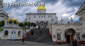 [P23] Sfânta Lavră Poceaev: Biserica Trinității-fațada de sud » foto by mariana.olaru
 - 
<span class="allrVoted glyphicon glyphicon-heart hidden" id="av1055231"></span>
<a class="m-l-10 hidden" id="sv1055231" onclick="voting_Foto_DelVot(,1055231,24901)" role="button">șterge vot <span class="glyphicon glyphicon-remove"></span></a>
<a id="v91055231" class=" c-red"  onclick="voting_Foto_SetVot(1055231)" role="button"><span class="glyphicon glyphicon-heart-empty"></span> <b>LIKE</b> = Votează poza</a> <img class="hidden"  id="f1055231W9" src="/imagini/loader.gif" border="0" /><span class="AjErrMes hidden" id="e1055231ErM"></span>