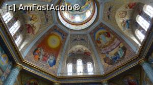 [P55] Sfânta Lavră Poceaev: cupola centrală a Bisericii Înălțării Domnului » foto by mariana.olaru
 - 
<span class="allrVoted glyphicon glyphicon-heart hidden" id="av1055266"></span>
<a class="m-l-10 hidden" id="sv1055266" onclick="voting_Foto_DelVot(,1055266,24901)" role="button">șterge vot <span class="glyphicon glyphicon-remove"></span></a>
<a id="v91055266" class=" c-red"  onclick="voting_Foto_SetVot(1055266)" role="button"><span class="glyphicon glyphicon-heart-empty"></span> <b>LIKE</b> = Votează poza</a> <img class="hidden"  id="f1055266W9" src="/imagini/loader.gif" border="0" /><span class="AjErrMes hidden" id="e1055266ErM"></span>