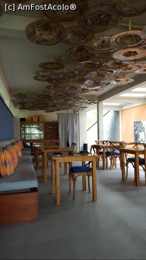 [P11] Temuku Villas - restaurant » foto by r-Uca
 - 
<span class="allrVoted glyphicon glyphicon-heart hidden" id="av1055443"></span>
<a class="m-l-10 hidden" id="sv1055443" onclick="voting_Foto_DelVot(,1055443,24905)" role="button">șterge vot <span class="glyphicon glyphicon-remove"></span></a>
<a id="v91055443" class=" c-red"  onclick="voting_Foto_SetVot(1055443)" role="button"><span class="glyphicon glyphicon-heart-empty"></span> <b>LIKE</b> = Votează poza</a> <img class="hidden"  id="f1055443W9" src="/imagini/loader.gif" border="0" /><span class="AjErrMes hidden" id="e1055443ErM"></span>
