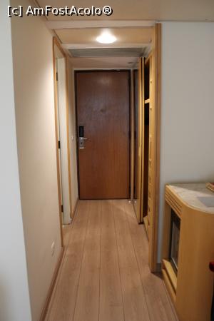 [P16] São Paulo, Maksoud Plaza Hotel, Vedere spre intrare » foto by mprofeanu
 - 
<span class="allrVoted glyphicon glyphicon-heart hidden" id="av1056441"></span>
<a class="m-l-10 hidden" id="sv1056441" onclick="voting_Foto_DelVot(,1056441,24928)" role="button">șterge vot <span class="glyphicon glyphicon-remove"></span></a>
<a id="v91056441" class=" c-red"  onclick="voting_Foto_SetVot(1056441)" role="button"><span class="glyphicon glyphicon-heart-empty"></span> <b>LIKE</b> = Votează poza</a> <img class="hidden"  id="f1056441W9" src="/imagini/loader.gif" border="0" /><span class="AjErrMes hidden" id="e1056441ErM"></span>