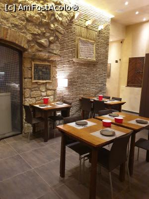 [P27] restaurantul de la subsol » foto by robert
 - 
<span class="allrVoted glyphicon glyphicon-heart hidden" id="av1056967"></span>
<a class="m-l-10 hidden" id="sv1056967" onclick="voting_Foto_DelVot(,1056967,24937)" role="button">șterge vot <span class="glyphicon glyphicon-remove"></span></a>
<a id="v91056967" class=" c-red"  onclick="voting_Foto_SetVot(1056967)" role="button"><span class="glyphicon glyphicon-heart-empty"></span> <b>LIKE</b> = Votează poza</a> <img class="hidden"  id="f1056967W9" src="/imagini/loader.gif" border="0" /><span class="AjErrMes hidden" id="e1056967ErM"></span>